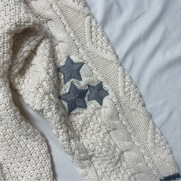 Taylor Swift original 2020 folklore cardigan Cream and Blue Cardigan - Picture 10 of 11